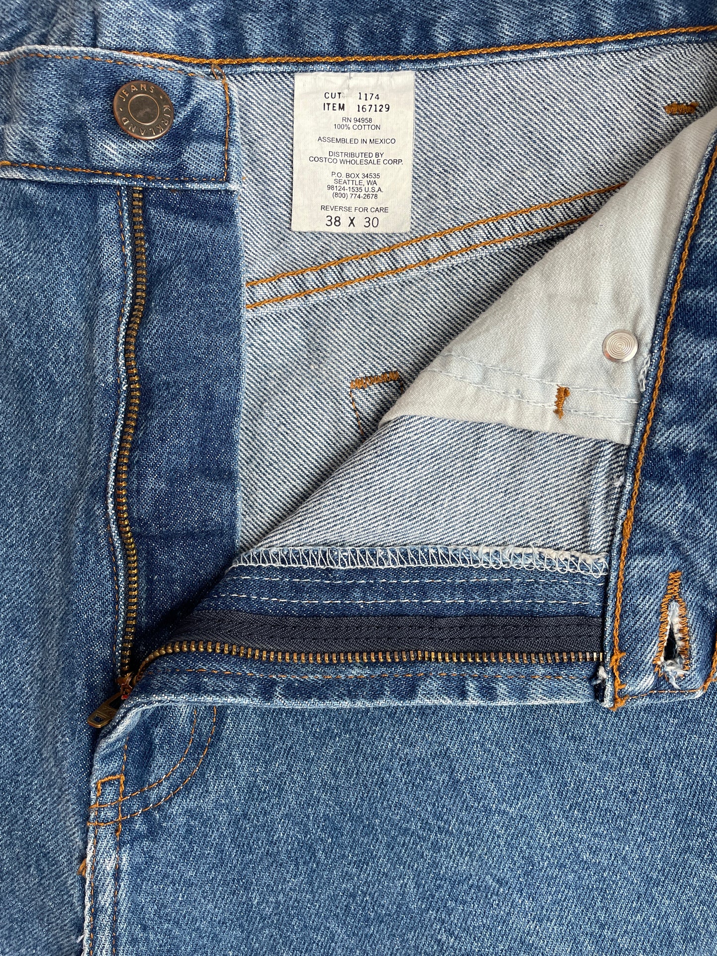 Jean bleu Kirkland Signature 48