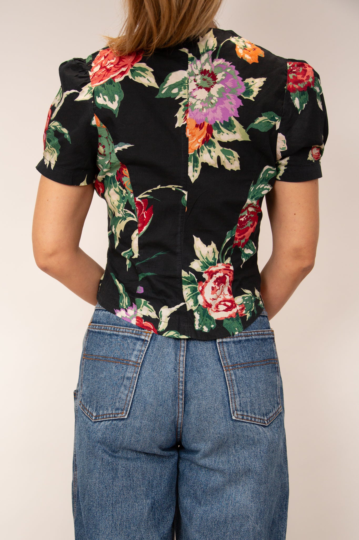 Chemisier noir à fleurs 38