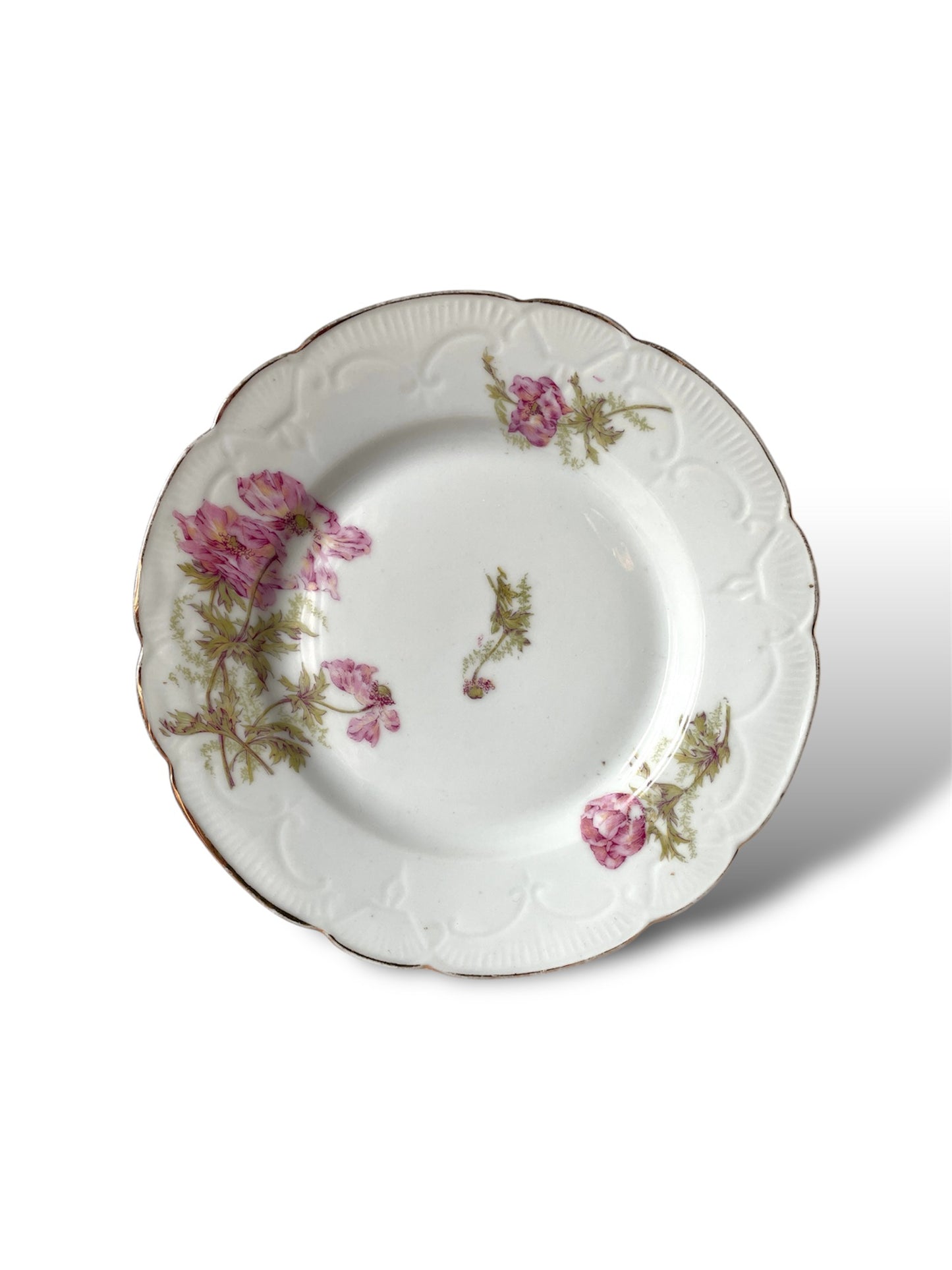 Assiette en porcelaine fleurie