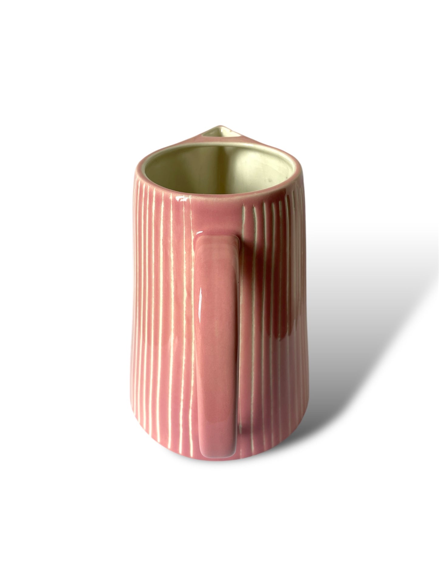 Pichet en céramique rose rayé