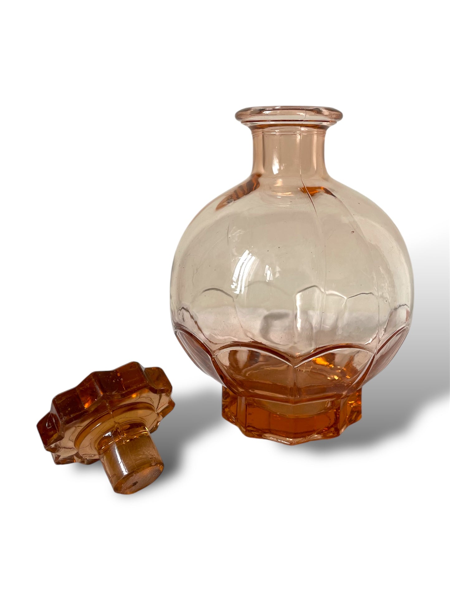 Carafe à liqueur en verre rosé