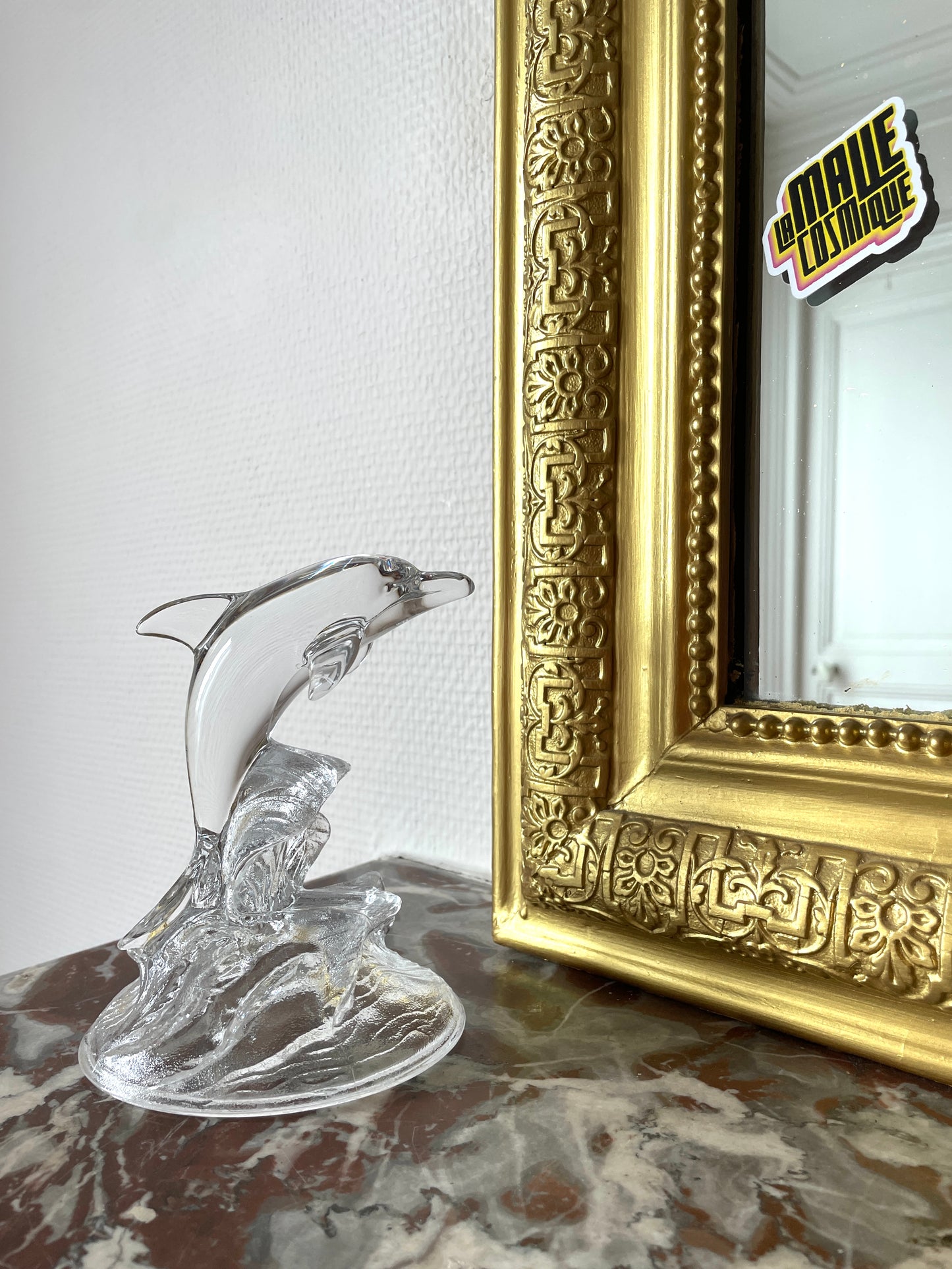 Statuette dauphin en verre