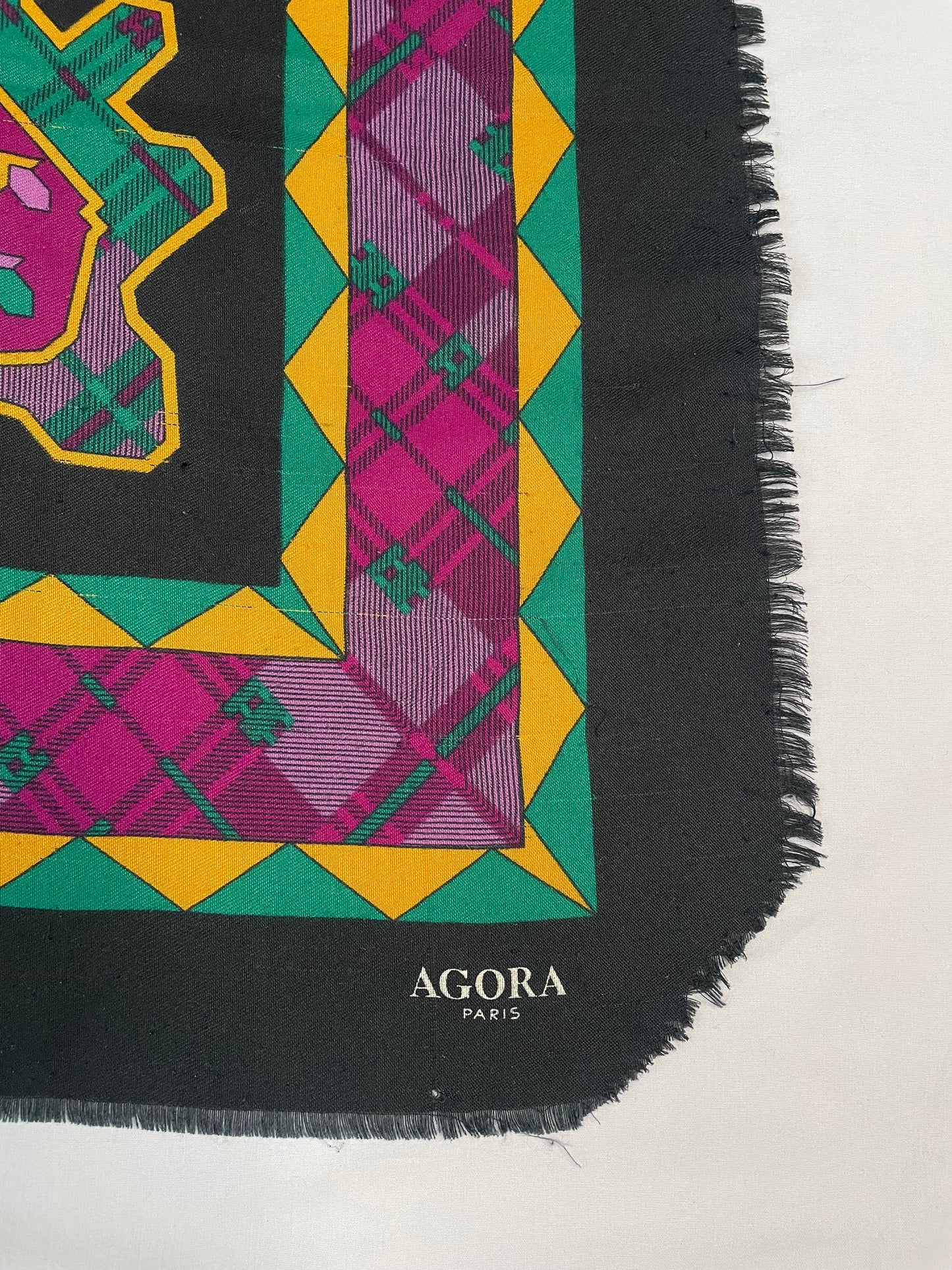 Foulard noir, violet, vert et jaune
