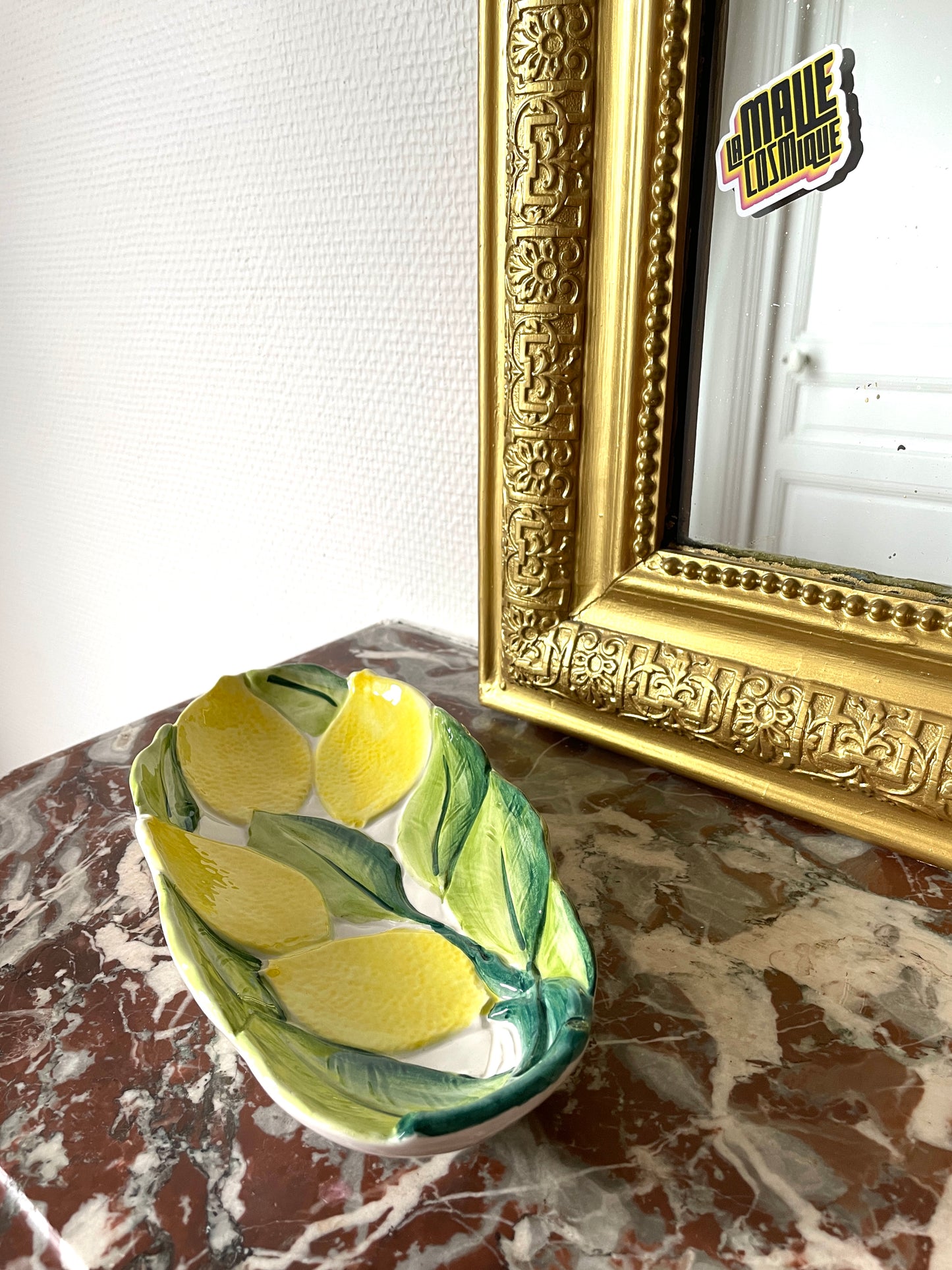 Coupelle allongée avec citrons en relief