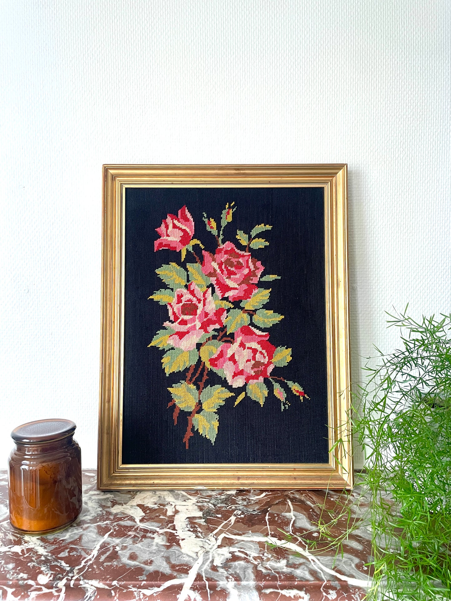 Canevas floral encadré