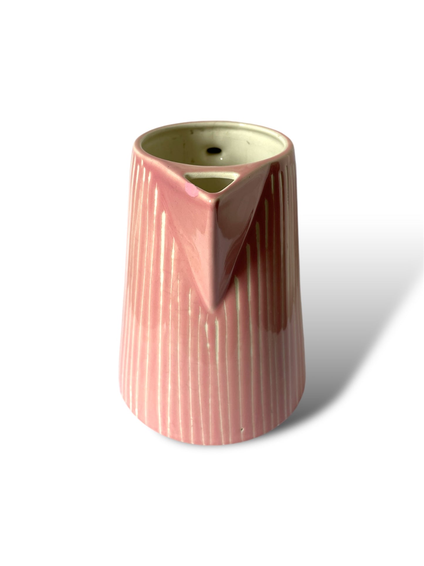 Pichet en céramique rose rayé