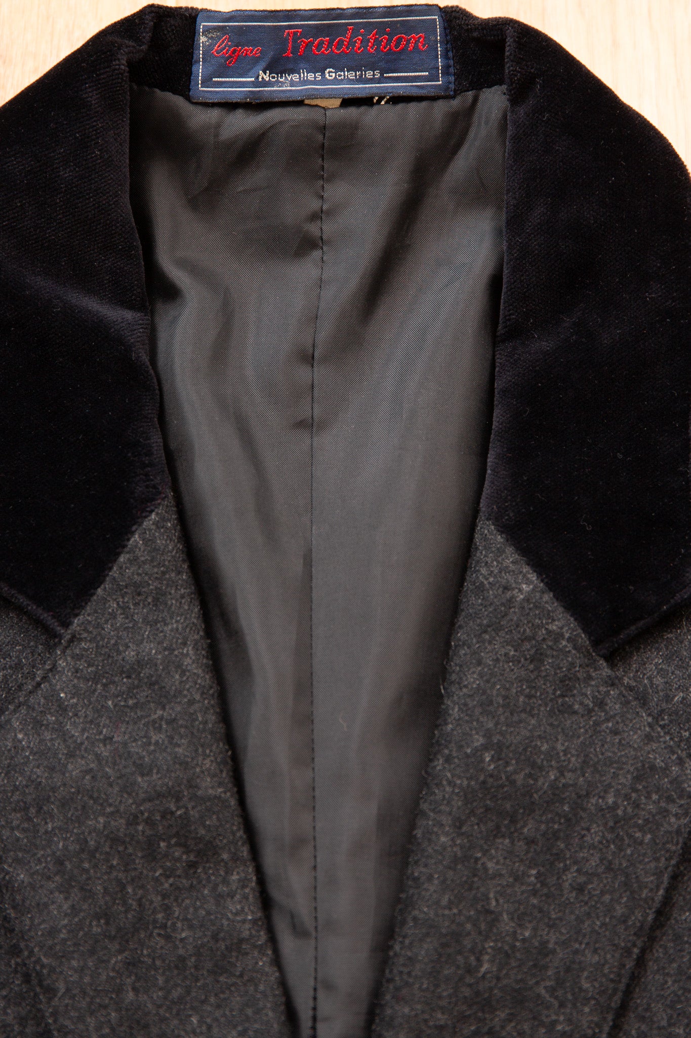 Blazer en laine gris et noir 40