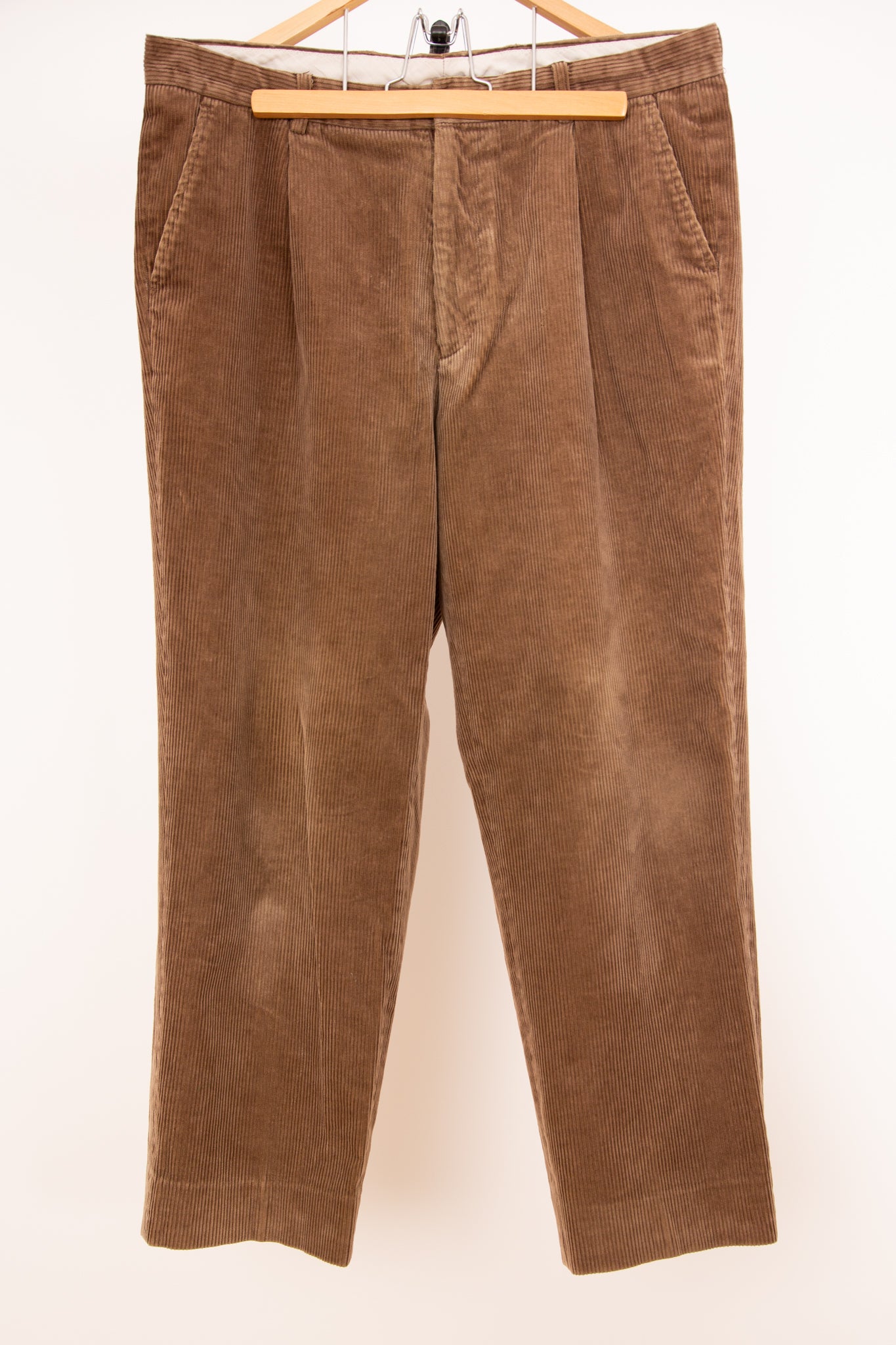 Pantalon marron velours côtelé 46