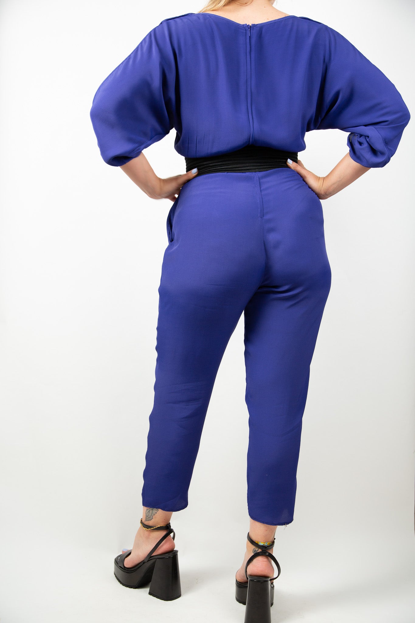 Combinaison violette et motif noir 36