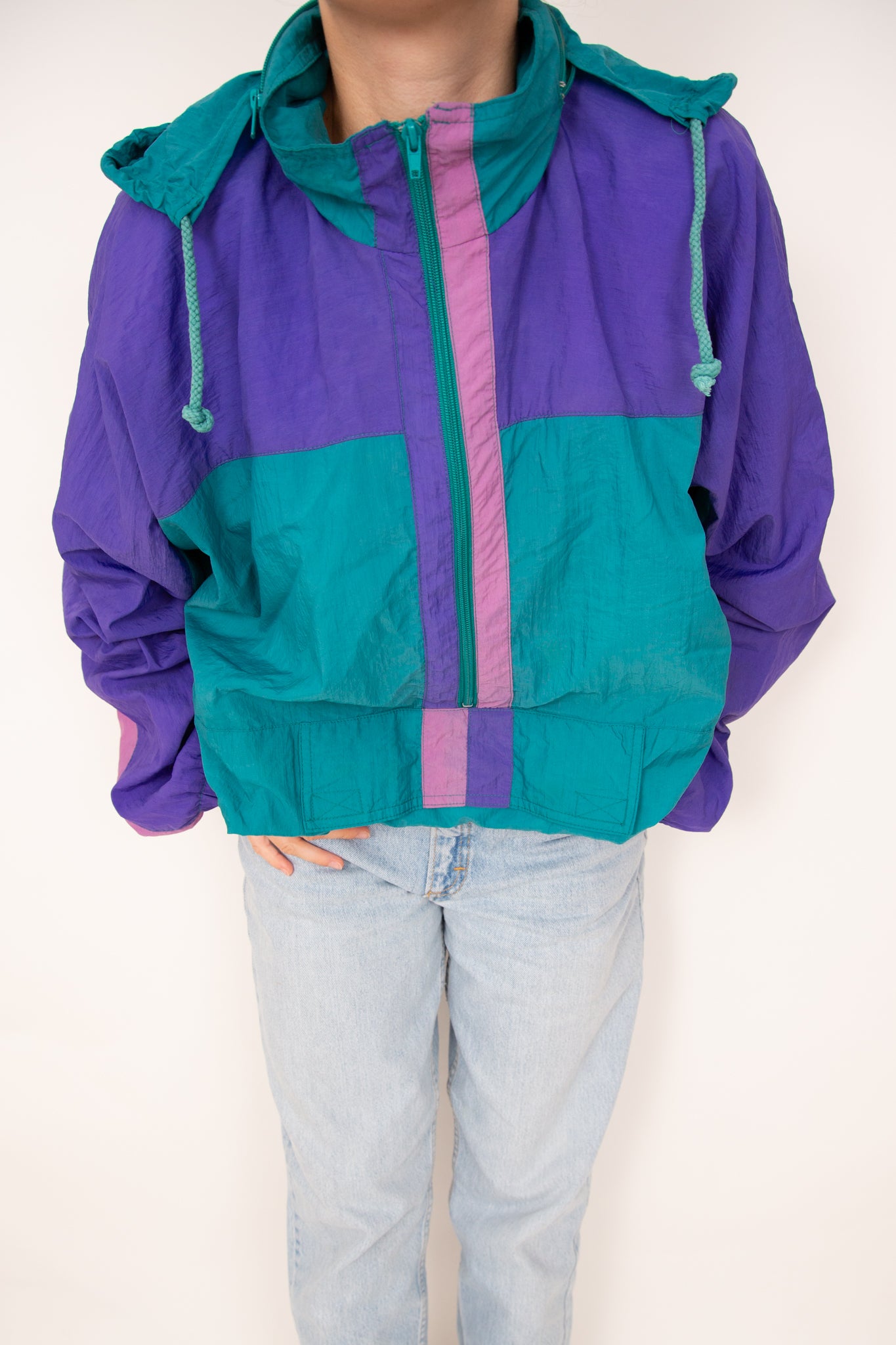 Coupe-vent vert, violet et rose 58