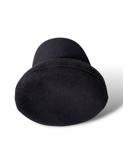 Casquette en laine noire