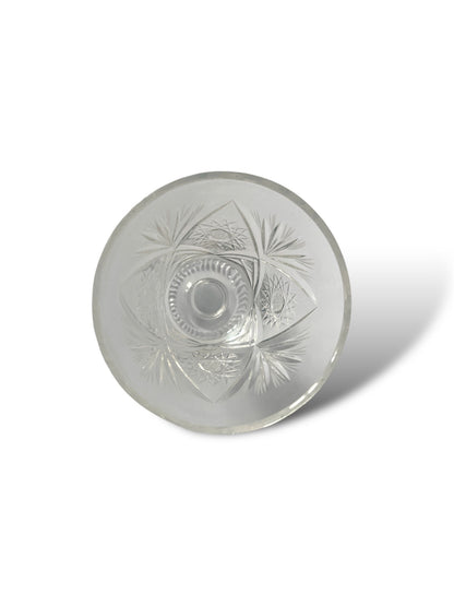 Verre à pied en cristal taillé