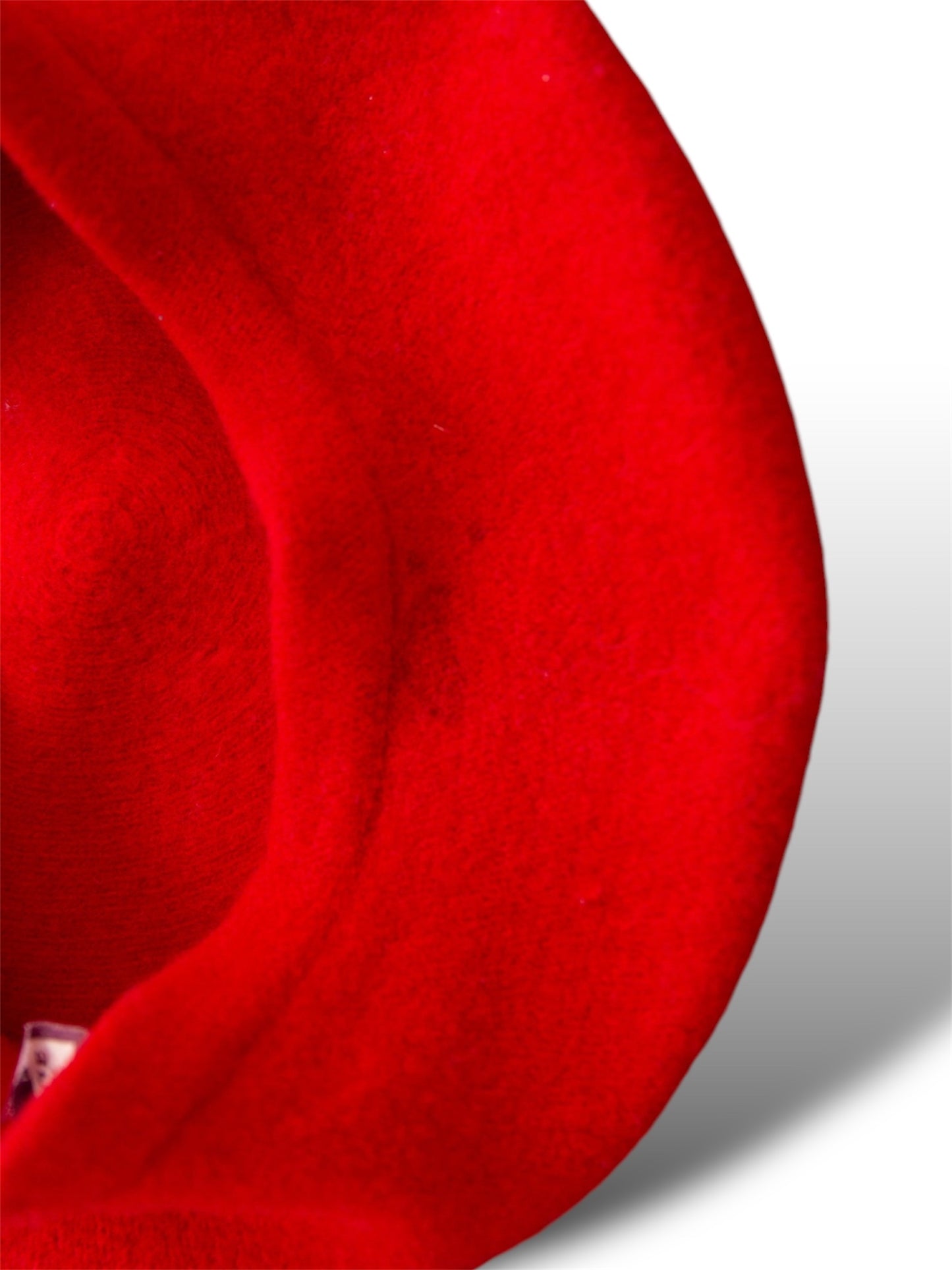 Béret en laine rouge