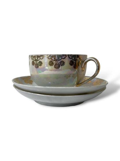 Service à thé porcelaine blanc irisé et doré