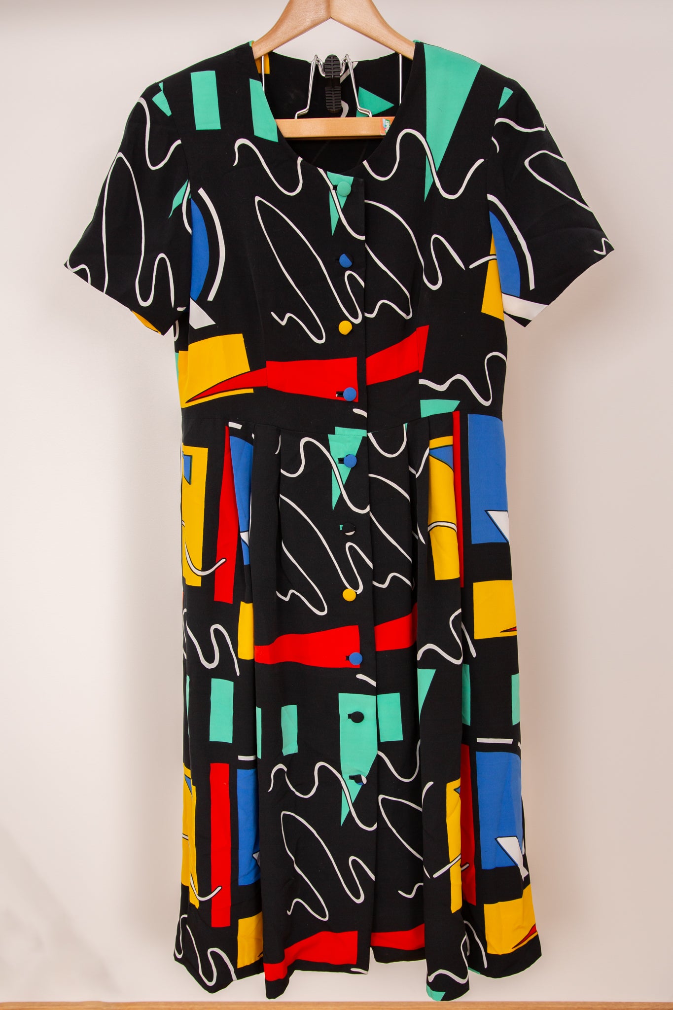 Robe midi noire à motifs colorés 40