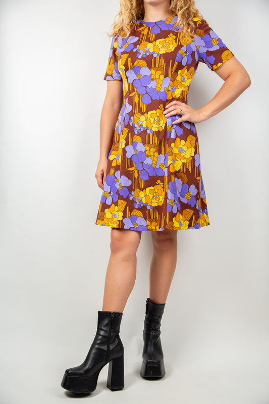 Robe marron à fleurs mauves et oranges 40