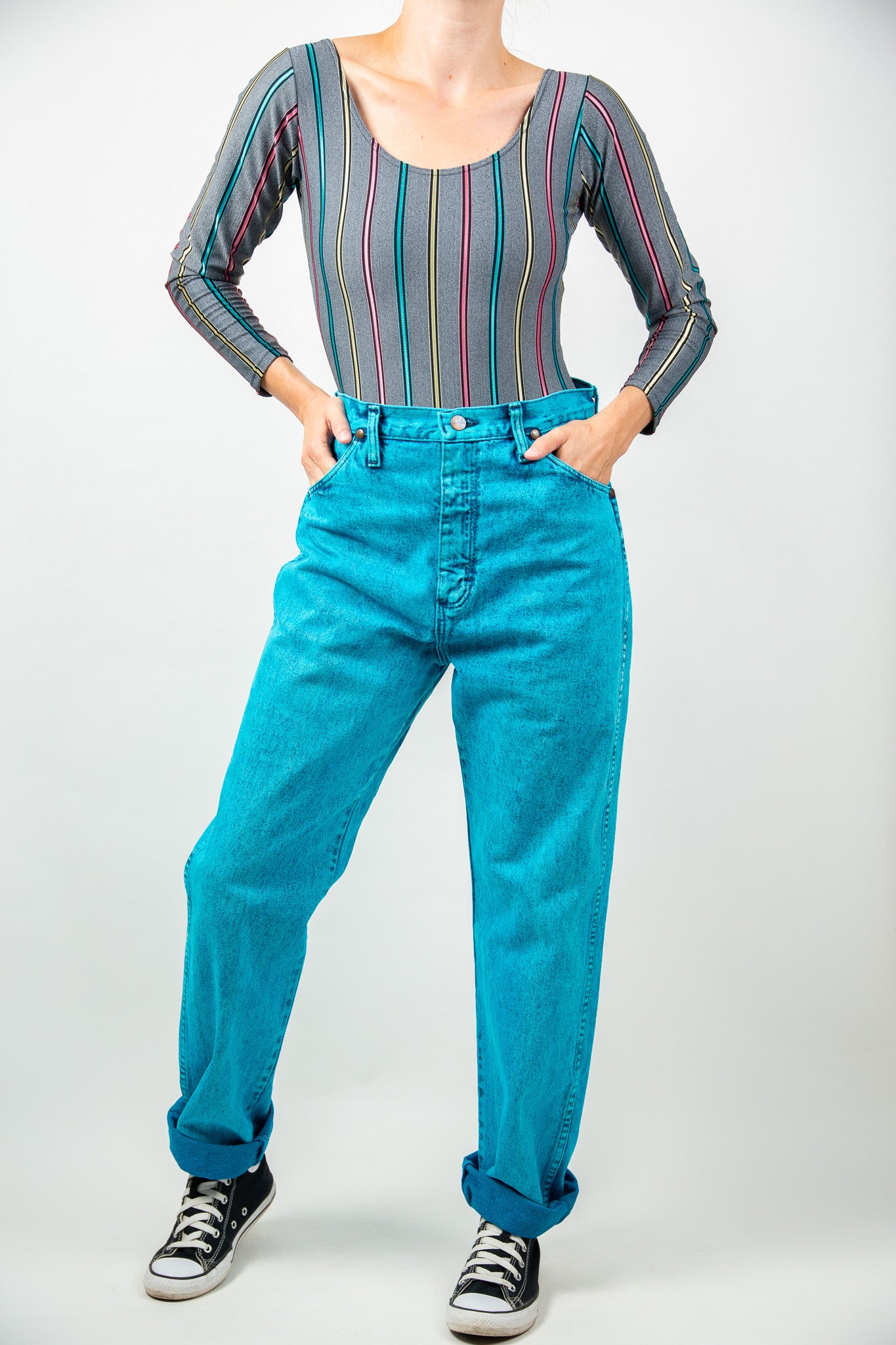 Jean Wrangler bleu électrique 40