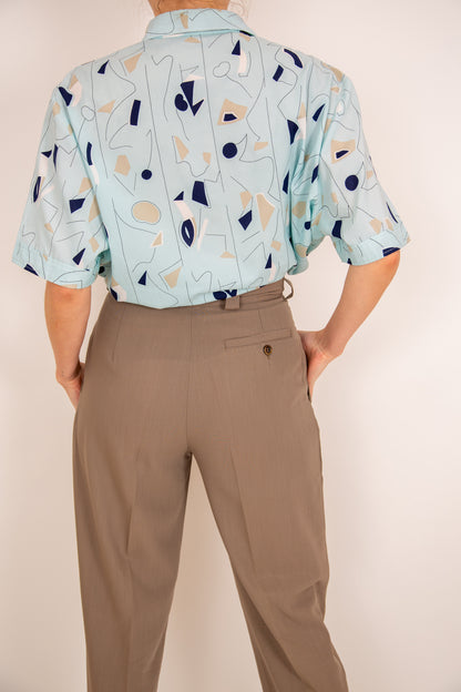 Chemisier à motifs bleus et beiges 38
