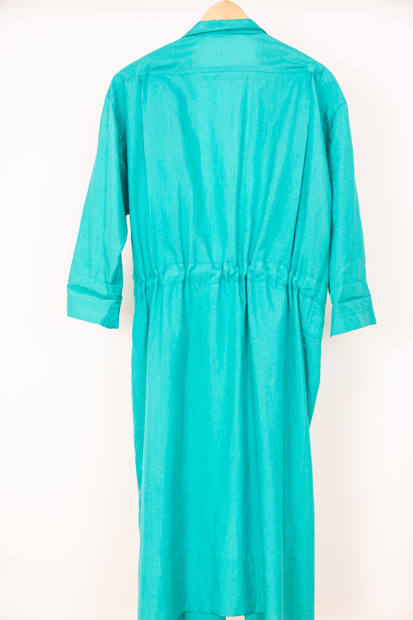 Robe turquoise satinée 38