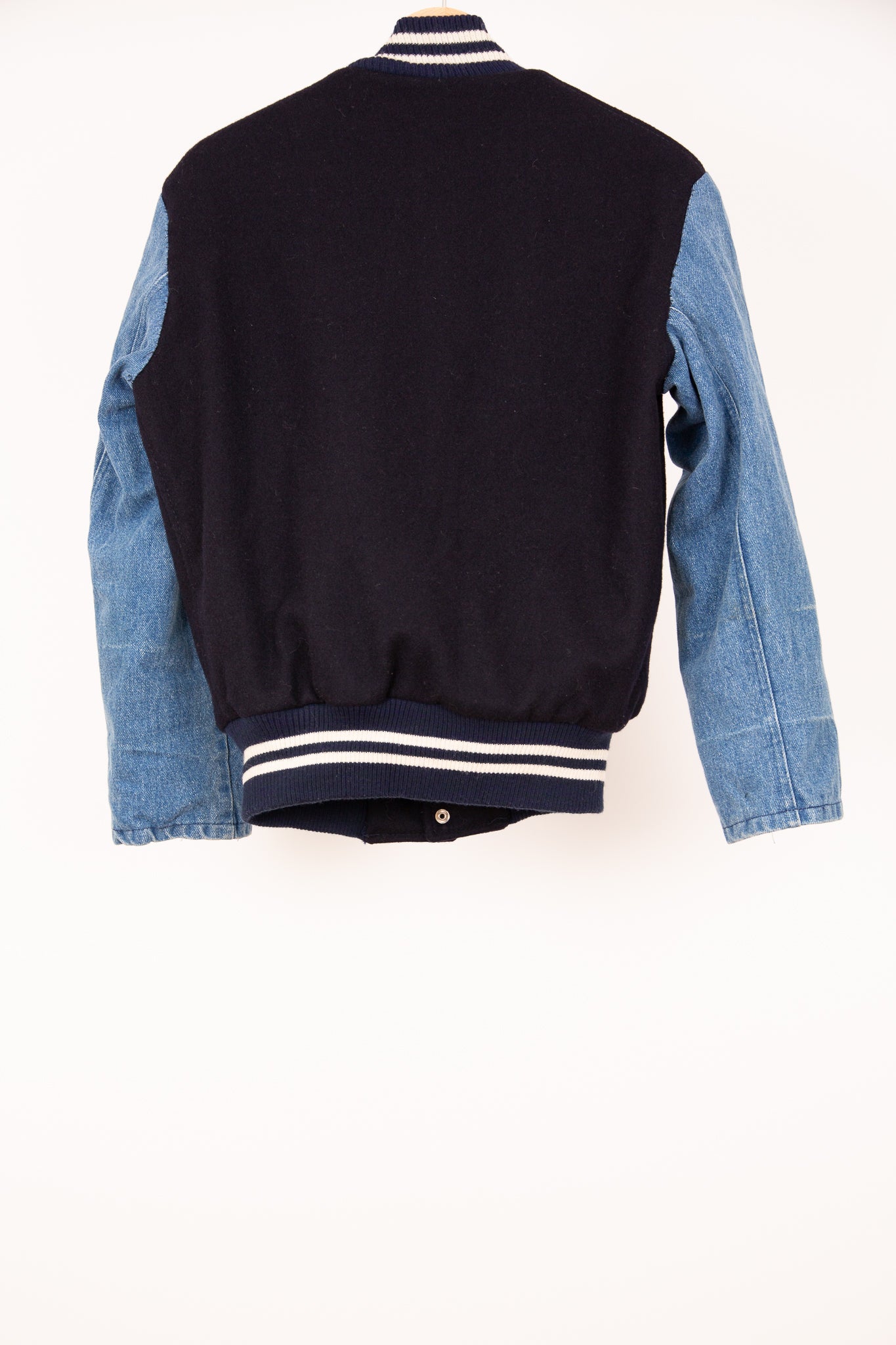 Blouson laine et jean bleu et blanc 36